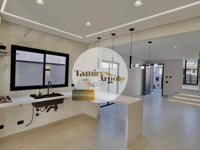 Casa para Venda em Santana de Parnaíba - 4